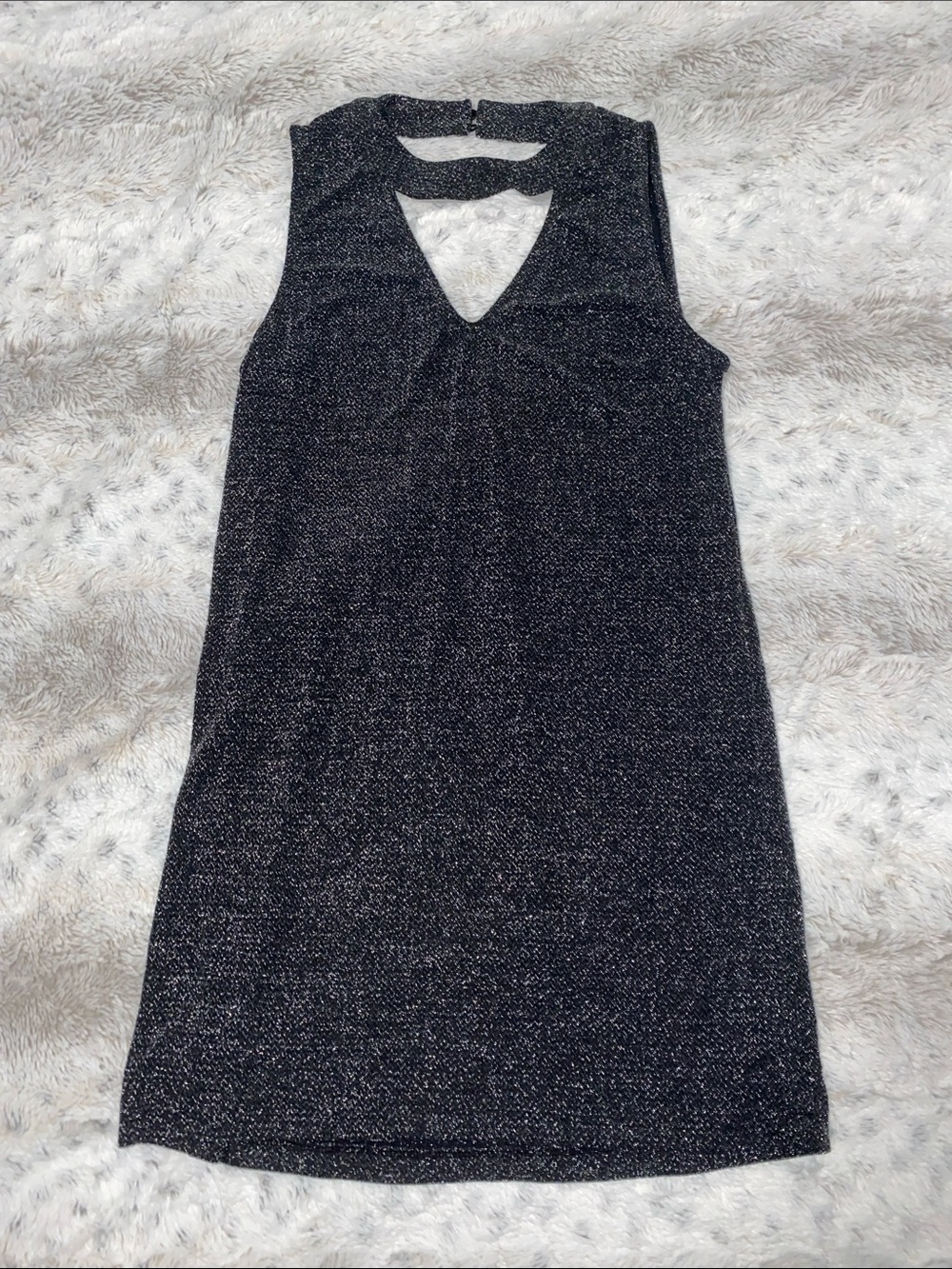 PacSun Black Sparkle V‑Neck Shift Mini Dress